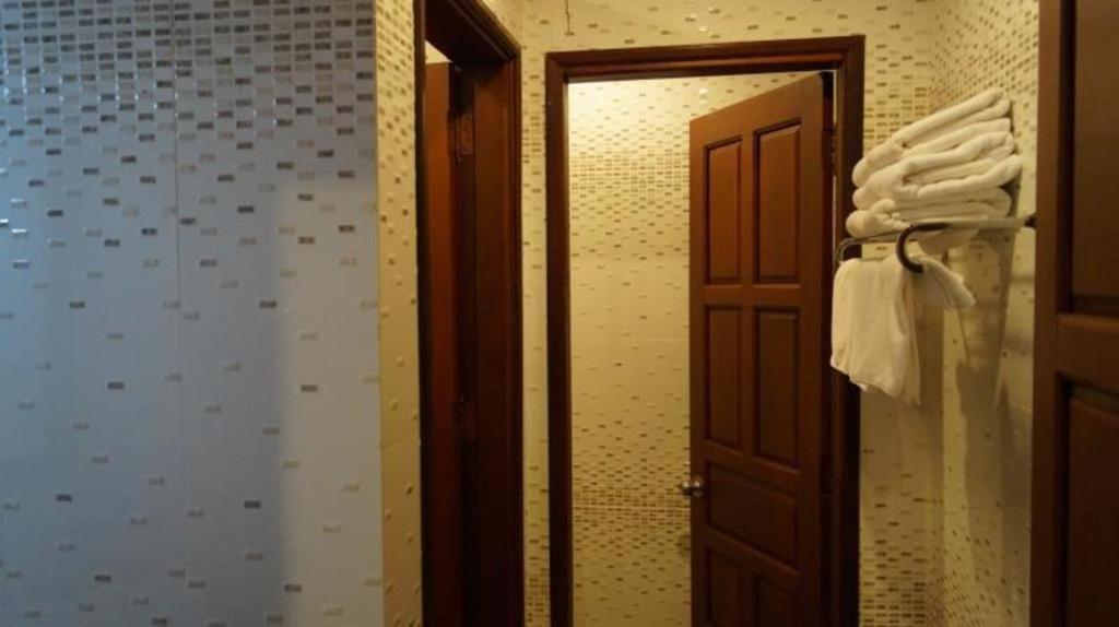 Vansana Hotel Ванг-В'єнг Екстер'єр фото